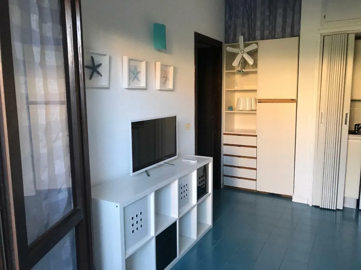 דירה Bilocali Residenza Mediterranea קניגיונה